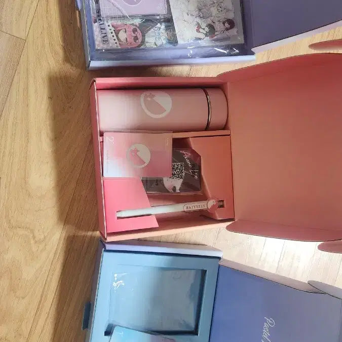 [BUNJANG] Stellive Official Membership Box (Empty) / 스텔라이브 공식 멤버십 박스 + 멤버십 카드