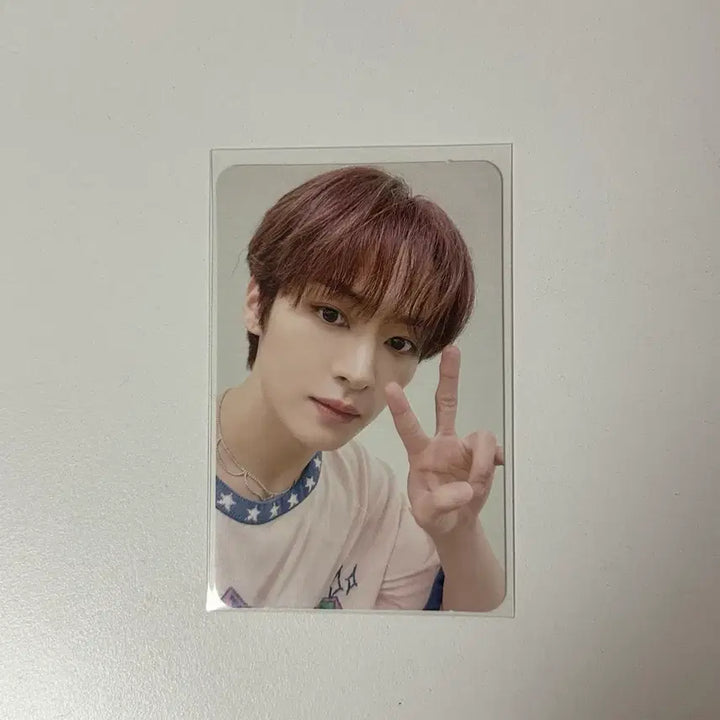 [BUNJANG] Stray Kids Lee Know 5-Star Soundwave Lucky Draw Photocard / 스키즈 리노 5-star 특 사웨 럭드 3차 포카 양도
