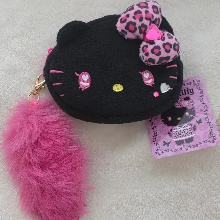 [BUNJANG] Hello Kitty Leopard Black Tail Pouch &amp; Reel Pass Set / 헬로키티 레오파드 블랙 꼬리 파우치 &amp; 릴패스 세트