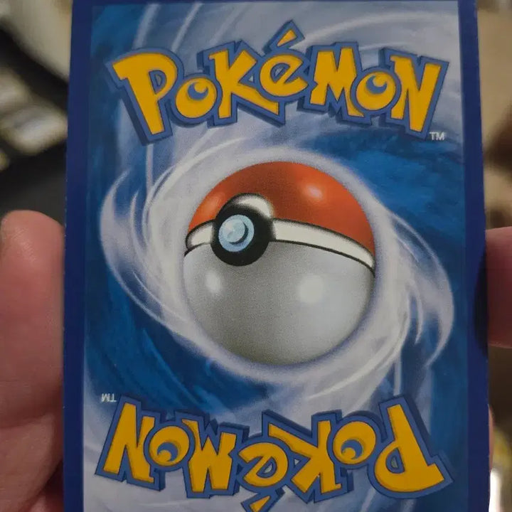 [BUNJANG] Pokemon Card 20th Anniversary Charizard / 포켓몬카드 20주년 리자몽 팝니다(1)