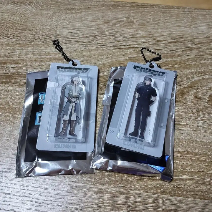 [BUNJANG] PLAVE Eunho Bon Savvy Miniature Keyring Set / 플레이브 은호 본쌔비지 미니어처 키링 세트