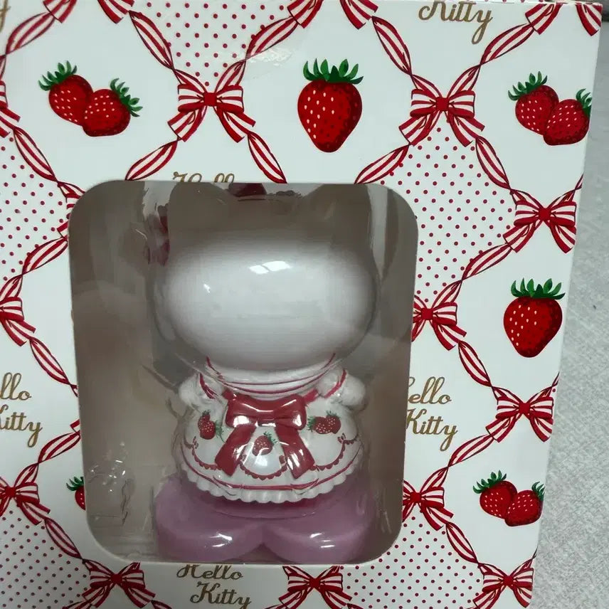 [BUNJANG] Sanrio Ichigo Strawberry Dress Kitty Figure / 산리오 이치고 딸기 드레스 키티 피규어