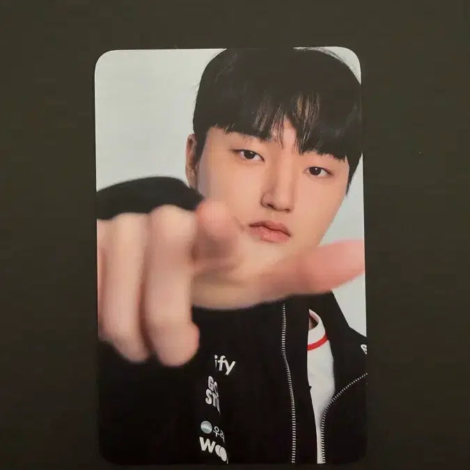 [BUNJANG] T1 T1ZONE Cheerleading Booth Peyz Photocard / T1 티원존 치어부스 페이즈 peyz 포카