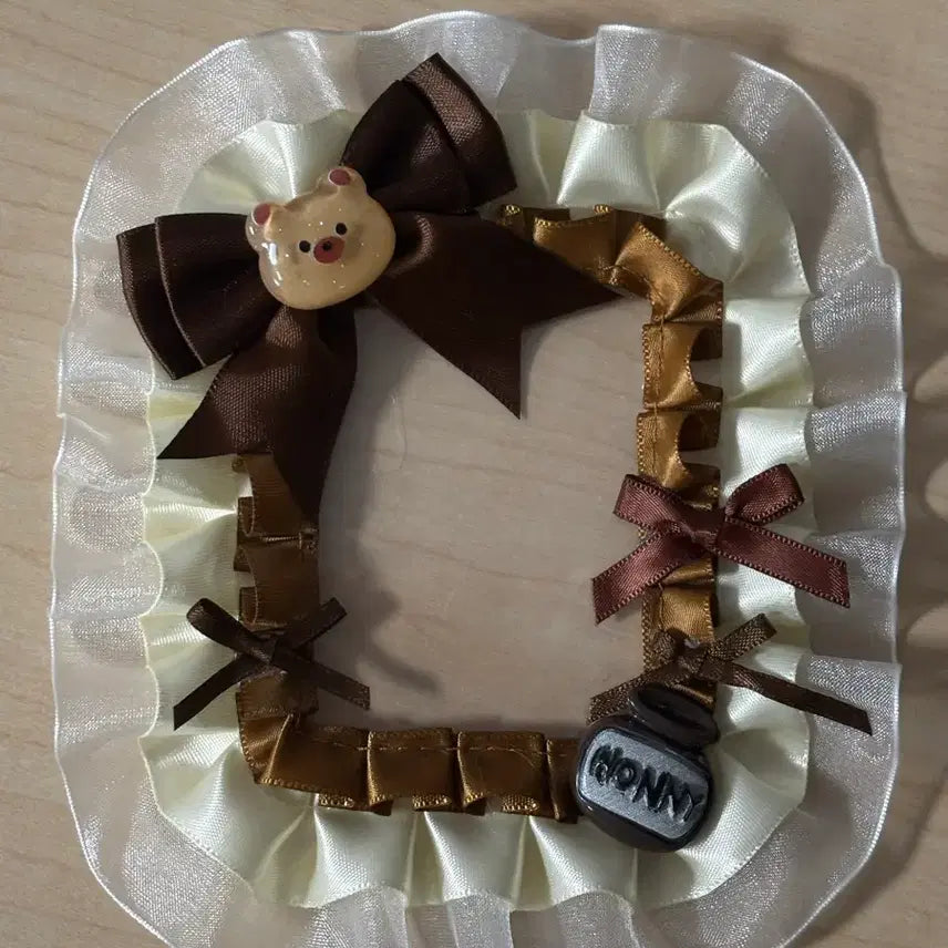 [BUNJANG] Bear Lace Top Loader Holder Brown / 곰돌이 레이스 탑꾸 :: 탑로더 포카홀더 브라운 갈색