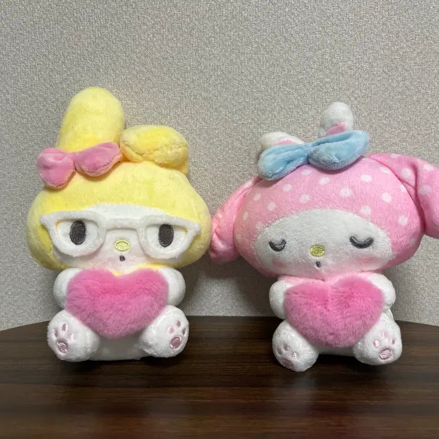 [BUNJANG] Sanrio My Melody 50th Anniversary Keychain &amp; Plush Set (Yellow &amp; Pink, 15cm) / Set 산리오 마이멜로디 50주년 키링 2종 인형 노랑 핑크 15cm