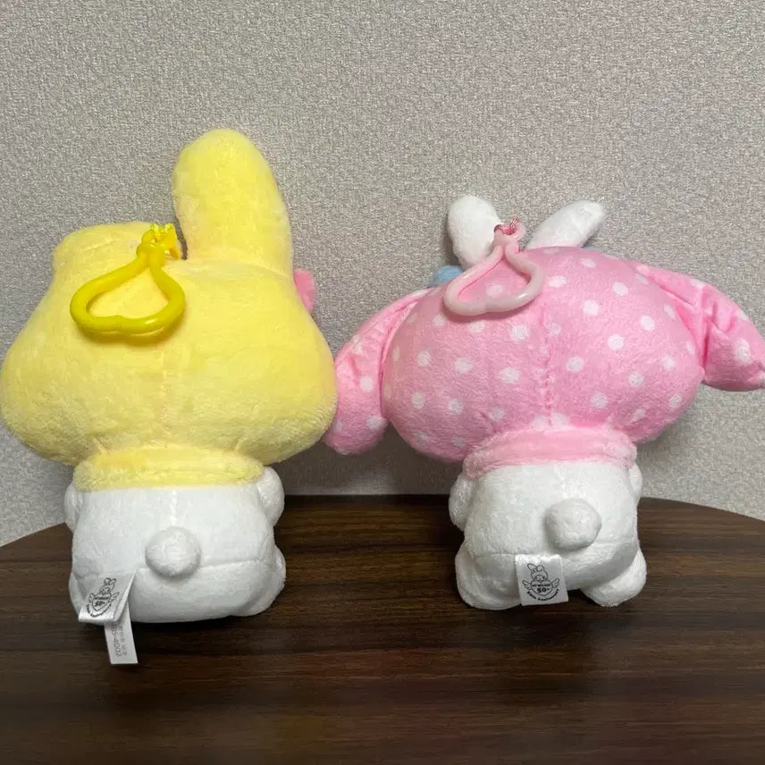 [BUNJANG] Sanrio My Melody 50th Anniversary Keychain &amp; Plush Set (Yellow &amp; Pink, 15cm) / Set 산리오 마이멜로디 50주년 키링 2종 인형 노랑 핑크 15cm