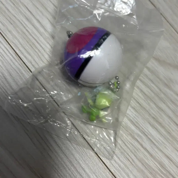 [BUNJANG] Pokemon Celebi Vintage Rare Gacha Figure (Sealed) / 포켓몬스터 세레비 고전 희귀 가챠 미개봉
