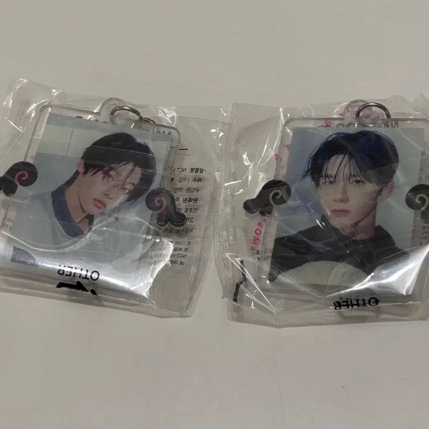 [BUNJANG] WISH Seven Eleven Melon Pop Keyring Riku Jaehee / 위시 세븐일레븐 멜론팝 키링 리쿠 재희
