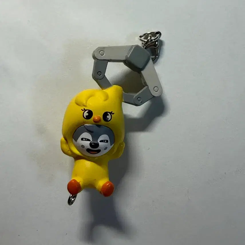[BUNJANG] Stray Kids Bang Chan Wolf Chan Gacha Crane Charm / 스키즈 스키주 울프찬 대롱 크레인 가챠