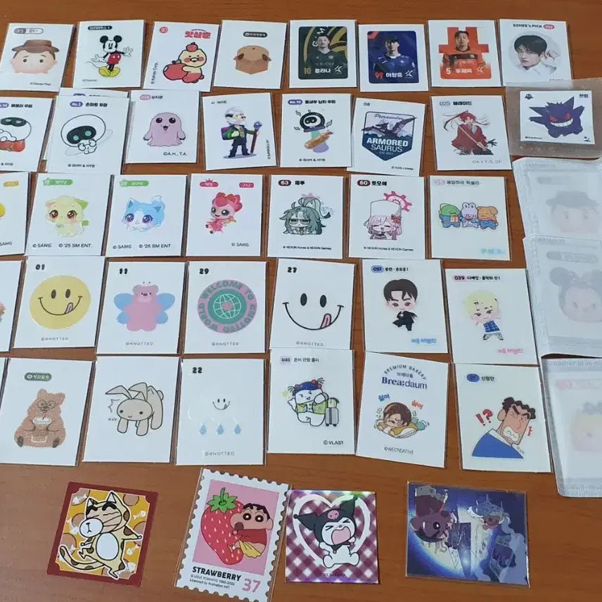 [BUNJANG] Assorted Character Sticker Collection / 다양한 캐릭터 띠부씰