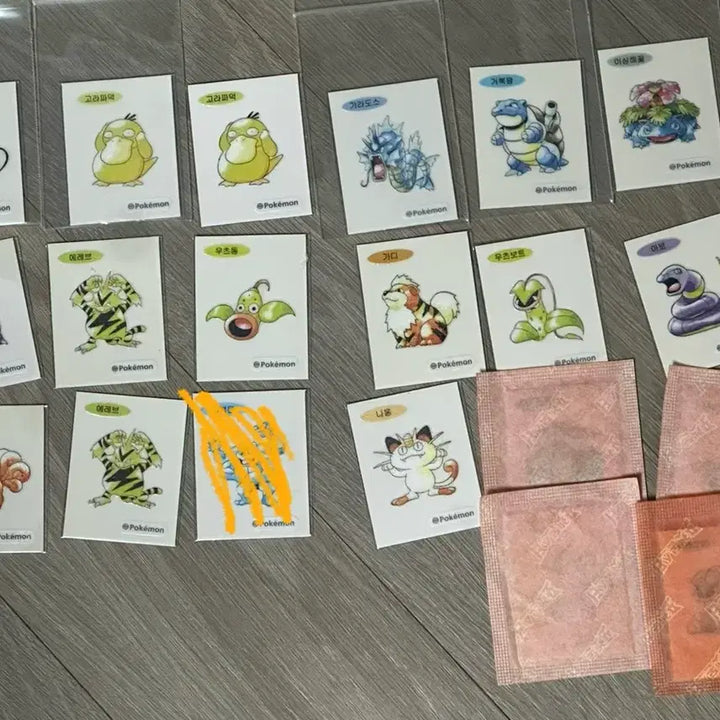 [BUNJANG] Pokemon Pixel Generation 1 Sticker Set Bundle (35 pcs) / 포켓몬 픽셀,1세대 띠부씰 35장 일괄판매
