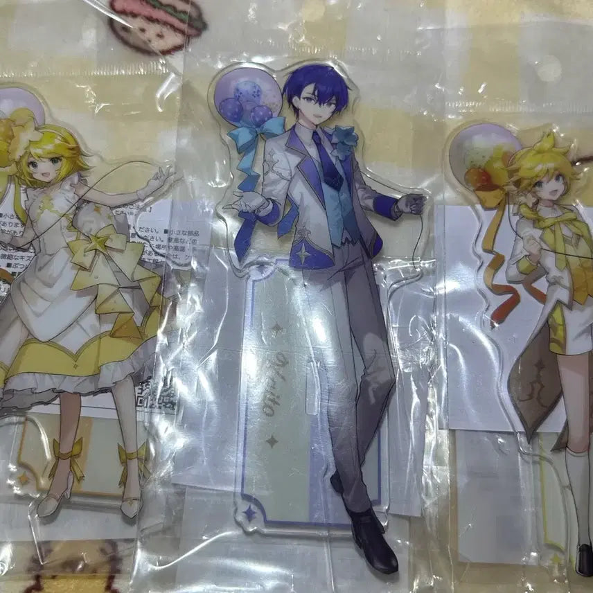 [BUNJANG] Vocaloid Rin, Len, Kaito Acrylic Stand Set / 보카로 린 렌 카이토 아크릴