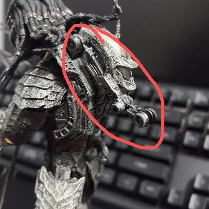 [BUNJANG] McFarlane Predator Shoulder Cannon Repair Action Figure / 맥팔레인 스카프레데터 피규어