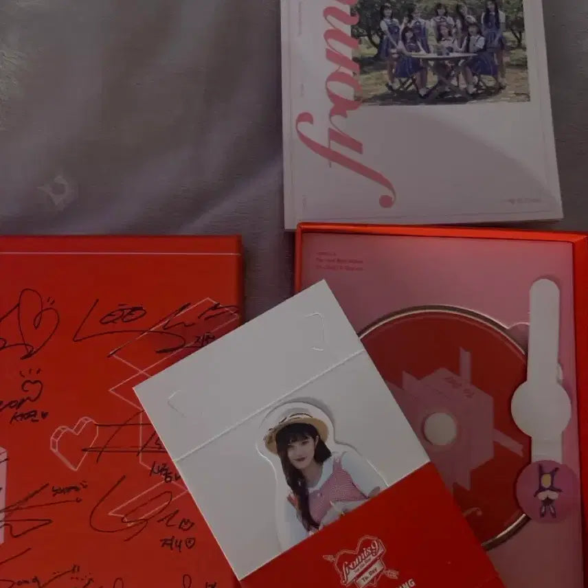 [BUNJANG] fromis_9 to day 'Heart Flutter' Signed Album Bundle / 프로미스나인 to day 두근두근 싸인앨범(플로봉도 공짜로 드립니다!!)