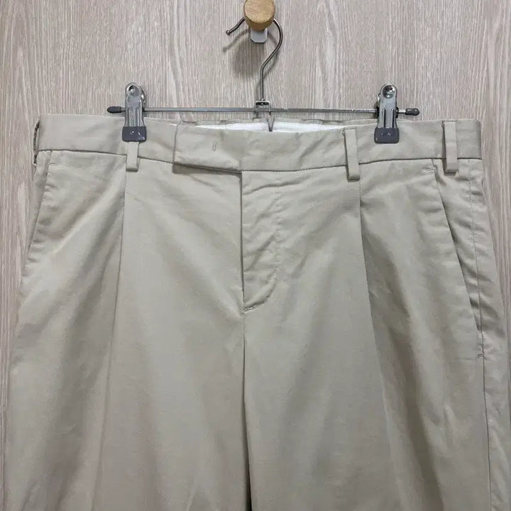 [BUNJANG] PT Torino REBEL Fit Single Pleat Stretch Chino Pants Ivory Size 48 / 23SS)PT토리노 원턱 REBEL핏 스트레치 치노팬츠48/아이보리