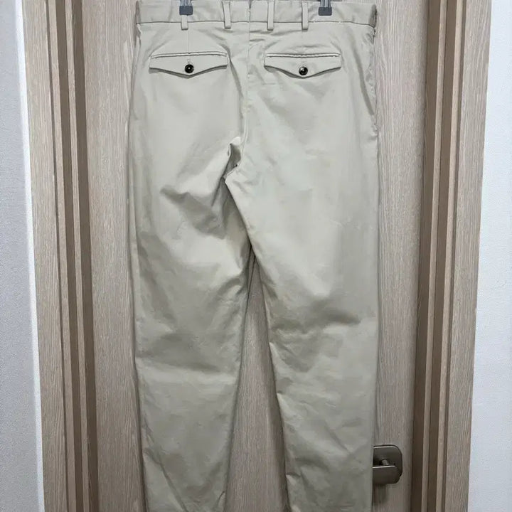 [BUNJANG] PT Torino REBEL Fit Single Pleat Stretch Chino Pants Ivory Size 48 / 23SS)PT토리노 원턱 REBEL핏 스트레치 치노팬츠48/아이보리