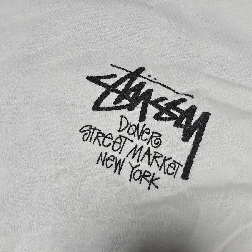 [BUNJANG] Stussy Dover Street Market New York T-Shirt Size S / 스투시 도버 스트리트 마켓 뉴욕 반팔티 반팔티셔츠 S
