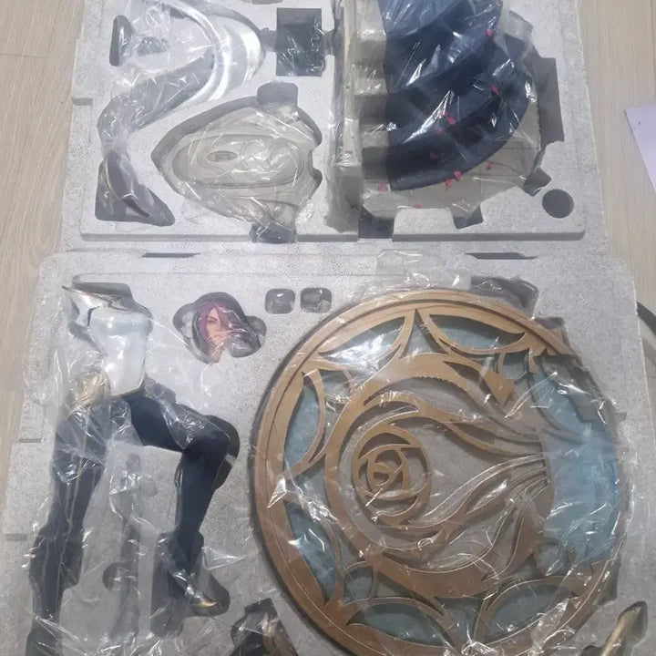 [BUNJANG] Infinity Studio Fiora Figure Statue / 롤 리그오브레전드 피오라 피규어 스태츄 인피니티 스튜디오