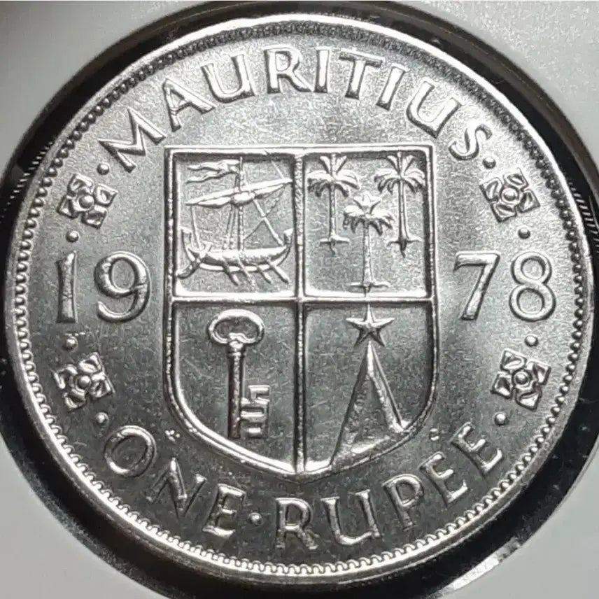 [BUNJANG] 1978 Mauritius 1 Rupee Large Coin Unused / 모리셔스 미사용 1978년 1루피 대형주화.외국주화 주화 화폐 동전