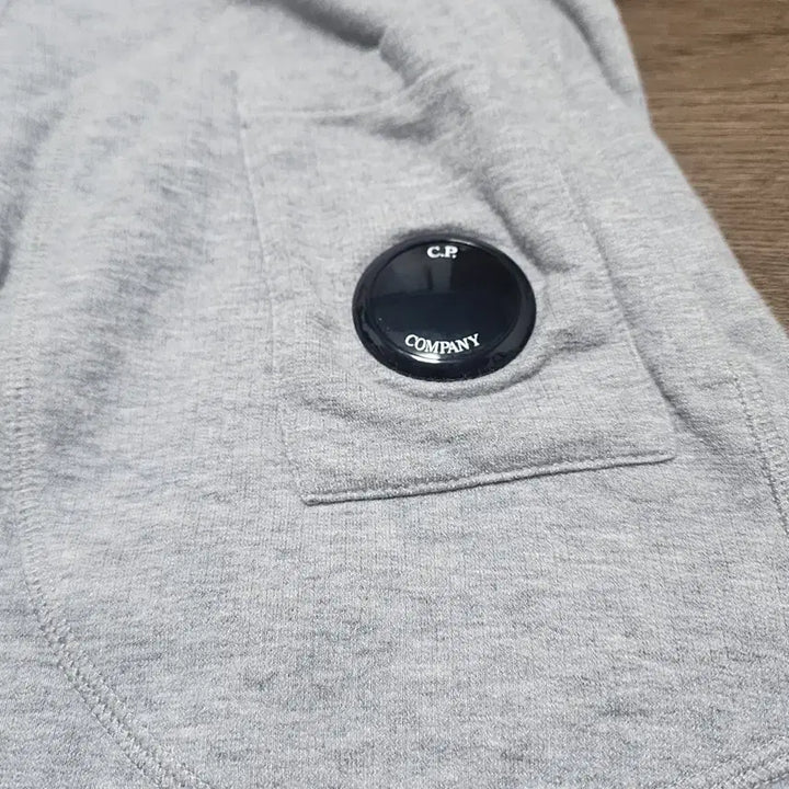 [BUNJANG] CP Company Grey Shorts / CP컴퍼니 반바지 그레이