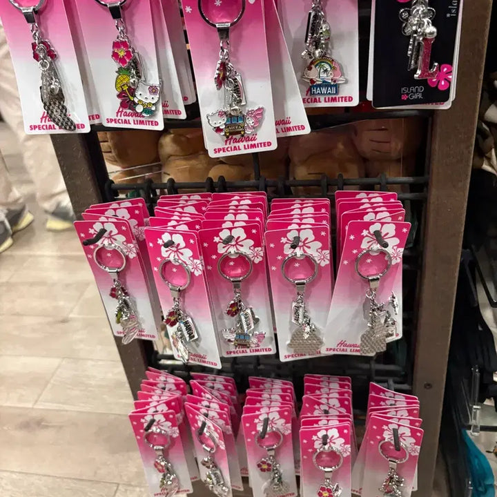[BUNJANG] Tanning Hello Kitty Hawaii Metal Keyring / 태닝키티 태닝산리오 하와이 키티 철제키링 판매해요