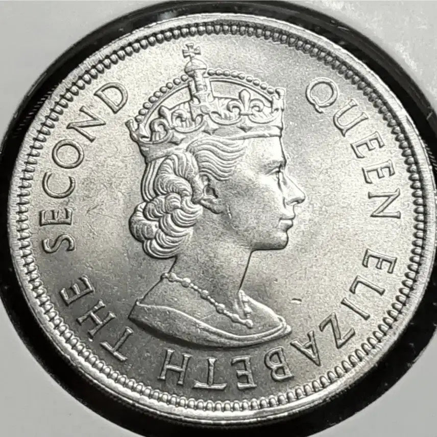 [BUNJANG] 1970 Hong Kong 1 Dollar Large Coin - Uncirculated / 홍콩 미사용 1970년 1달러 대형주화.외국주화 주화 화폐 동전