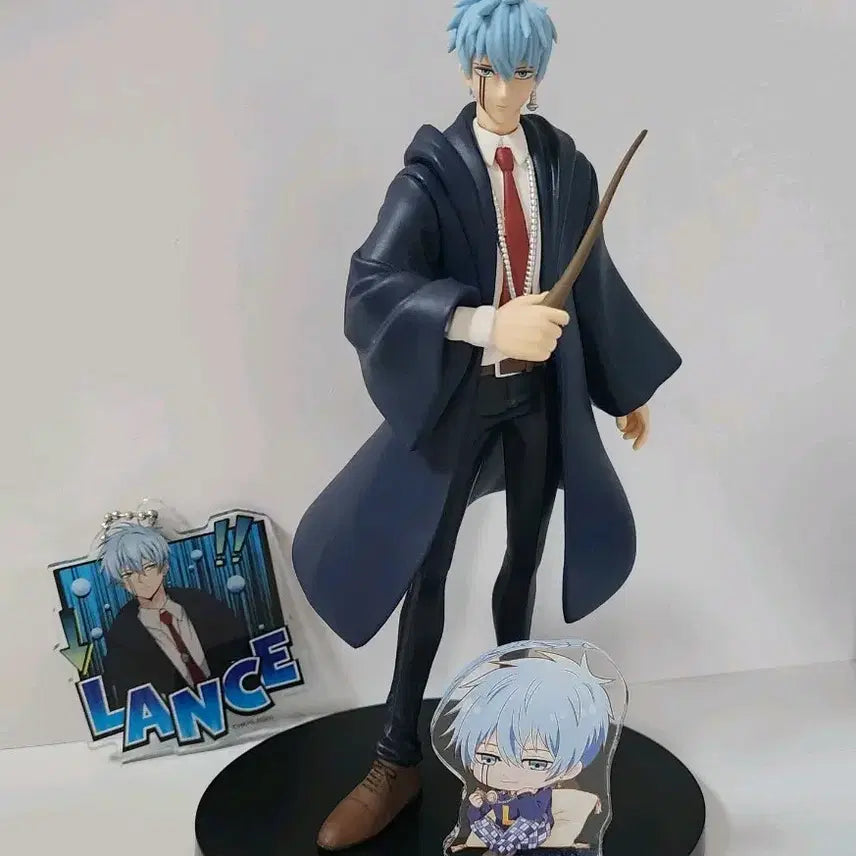 [BUNJANG] Mashle Lance Crown Figure, Acrylic Stand, Acrylic Keychain Bundle Set / 일괄) 마슐 랜스 크라운 피규어 아크릴 스탠드 아크릴 키링