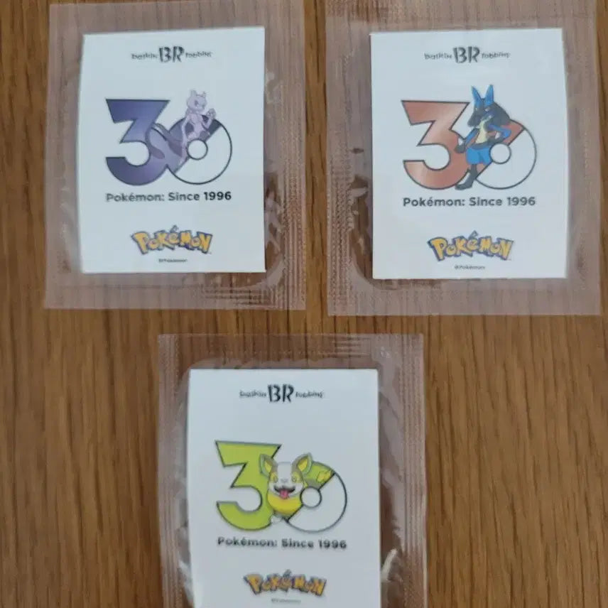 [BUNJANG] Baskin Robbins Pokemon 30th Anniversary Stickers Set (Mew, Lucario, Pawmot) / 베스킨라빈스 포켓몬 스티커 30주년 로고  뮤츠 루카리오