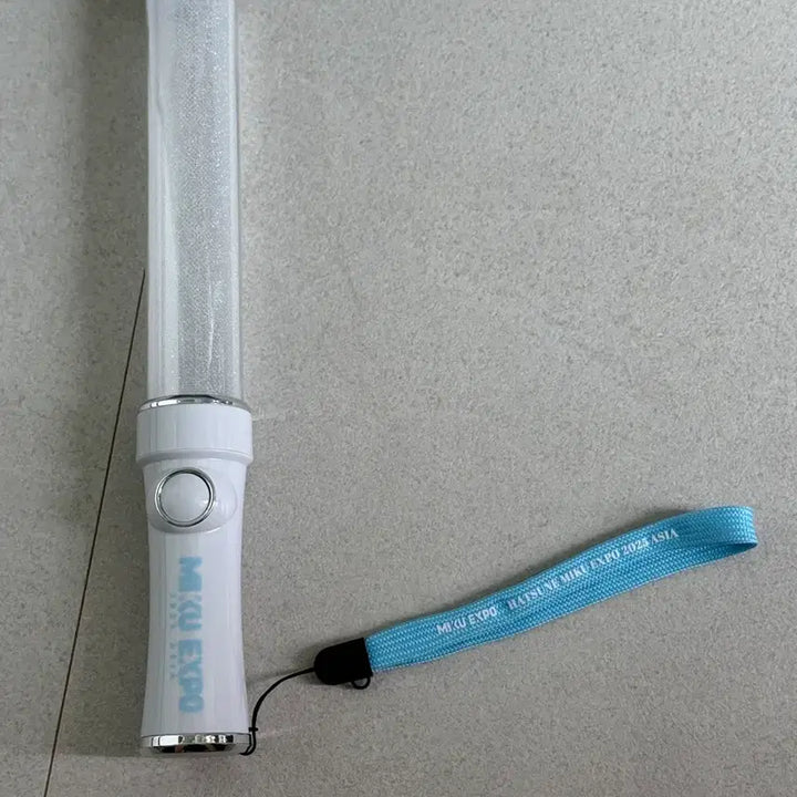 [BUNJANG] Hatsune Miku Expo 2025 Asia Lightstick / 2025 하츠네 미쿠 엑스포 아시아 응원봉 팬라이트