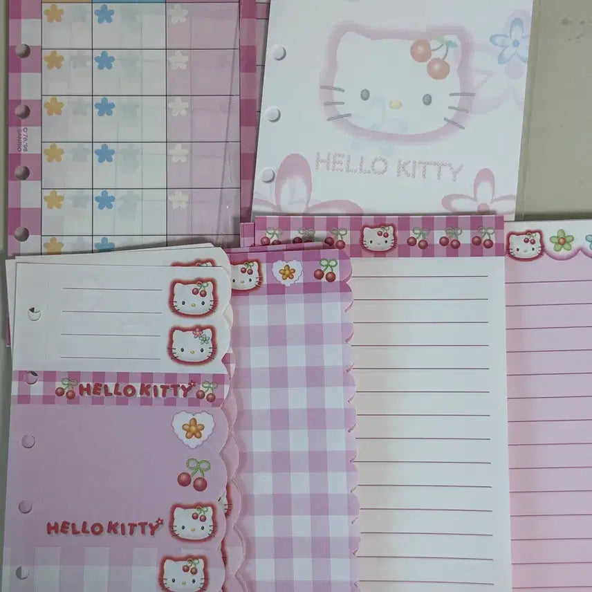 [BUNJANG] Classic Kitty 6-Ring Diary Refill Pages Cherry Kitty / 고전 키티 6공 다이어리 속지 리필 체리키티