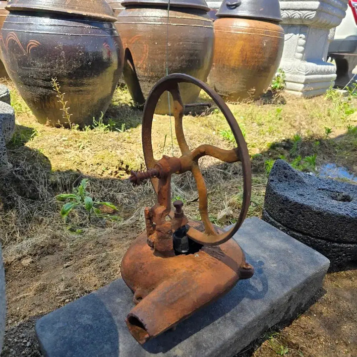 [BUNJANG] Vintage Cast Iron Bellows / 옛날 무쇠풍구