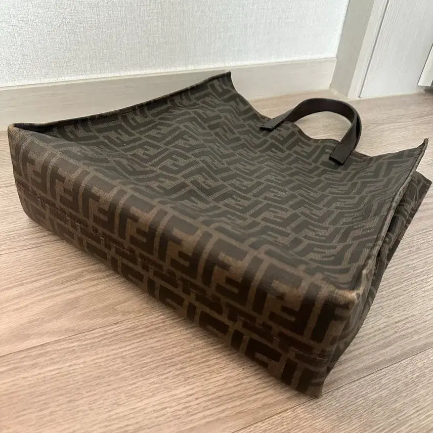 [BUNJANG] Fendi Zucca Tote Bag / 펜디 주카 토트백