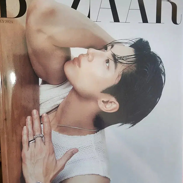 [BUNJANG] Byeon Woo-seok DICON Winter 2025 Dispatch Magazine / 변우석 DICON 겨울 2025 디스패치 매거진+바자+데이즈