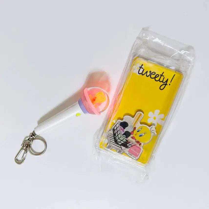 [BUNJANG] IU (아이유) Concert Goods - Lightstick Keychain &amp; Magnetic Set / 아이유굿즈 아이유키링 아이유응원봉 응원봉키링 유애나키링 유애나응원봉