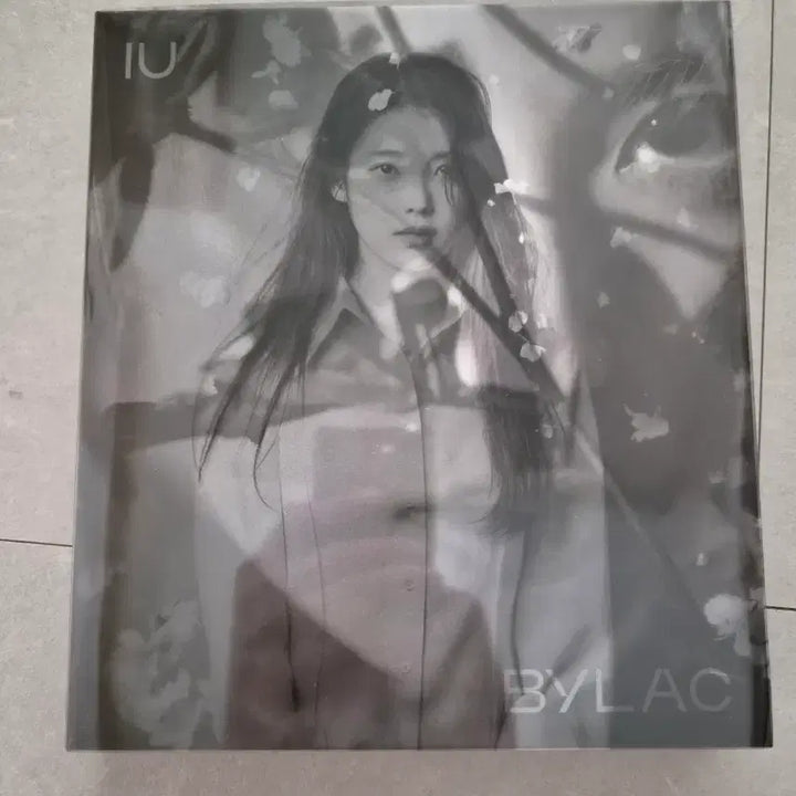 [BUNJANG] IU BYLACC Album / 아이유 BYLACC 앨범