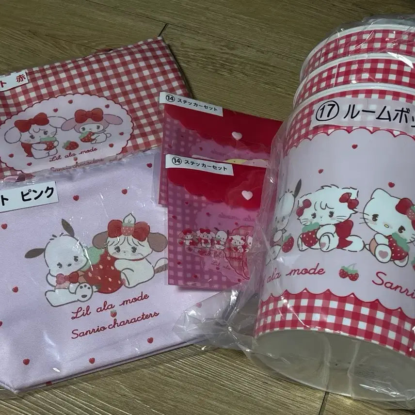 [BUNJANG] Miko Sanrio Hello Kitty Lottery Mini Tote Bag, Sticker Pack, Room Box / 미코 산리오 헬로키티 쿠지