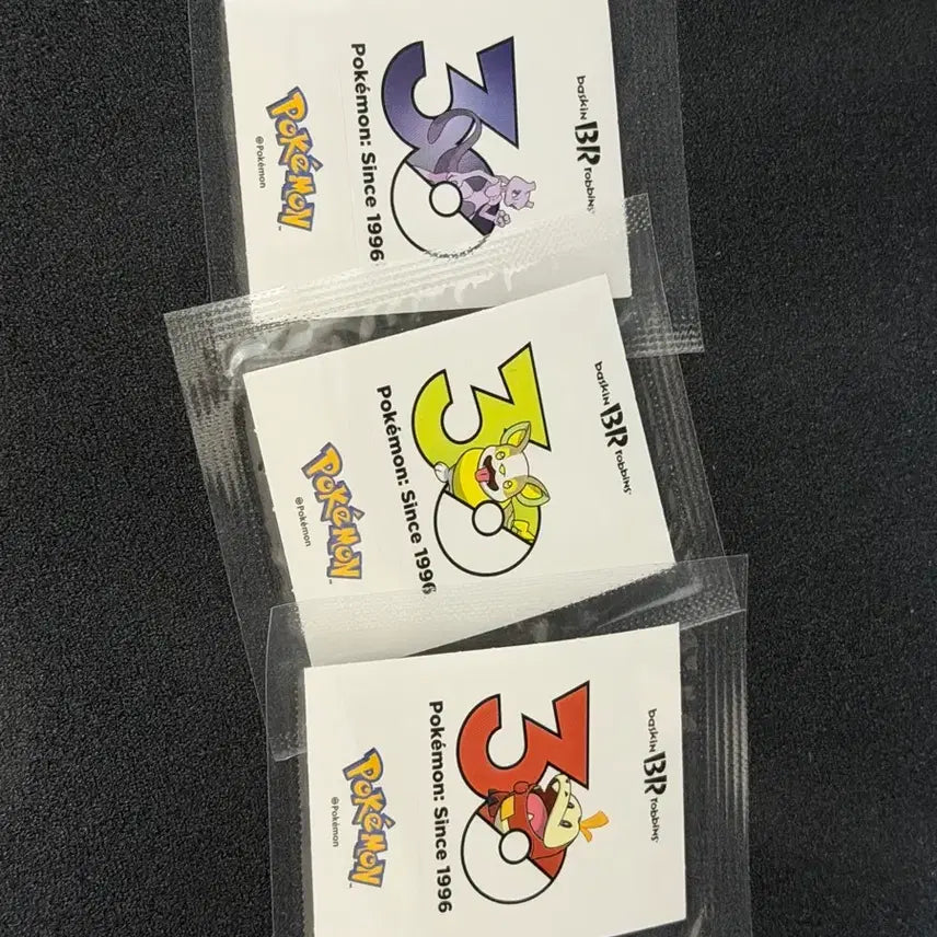[BUNJANG] Baskin Robbins Pokemon 30th Anniversary Sticker / 배스킨라빈스 포켓몬 30주년 띠부씰