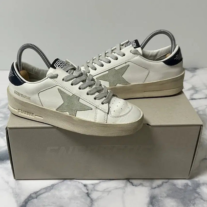[BUNJANG] Golden Goose Starred Black Tab Women&