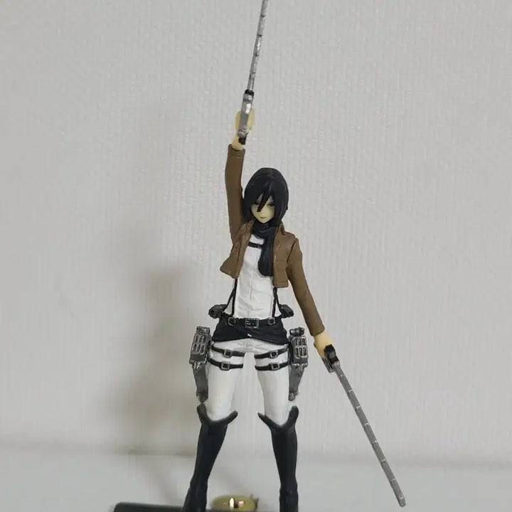 [BUNJANG] Kaiyodo Attack on Titan (Shingeki no Kyojin) Mikasa Ackerman Capsule Toy Mini Figure / 진격의거인 진격거 카이요도 캡슐원 미카사 고전 미니 피규어 가챠