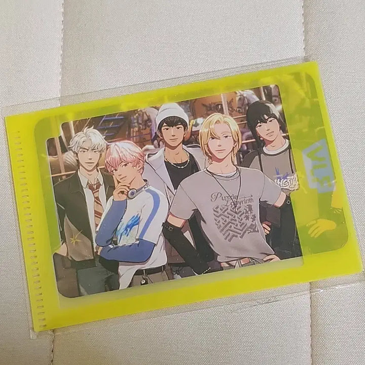 [BUNJANG] PlaYve "Berry Frappe" Special Edition Group Photocard (Sealed) / (미개봉) 플레이브 버라페 특전 단체포카