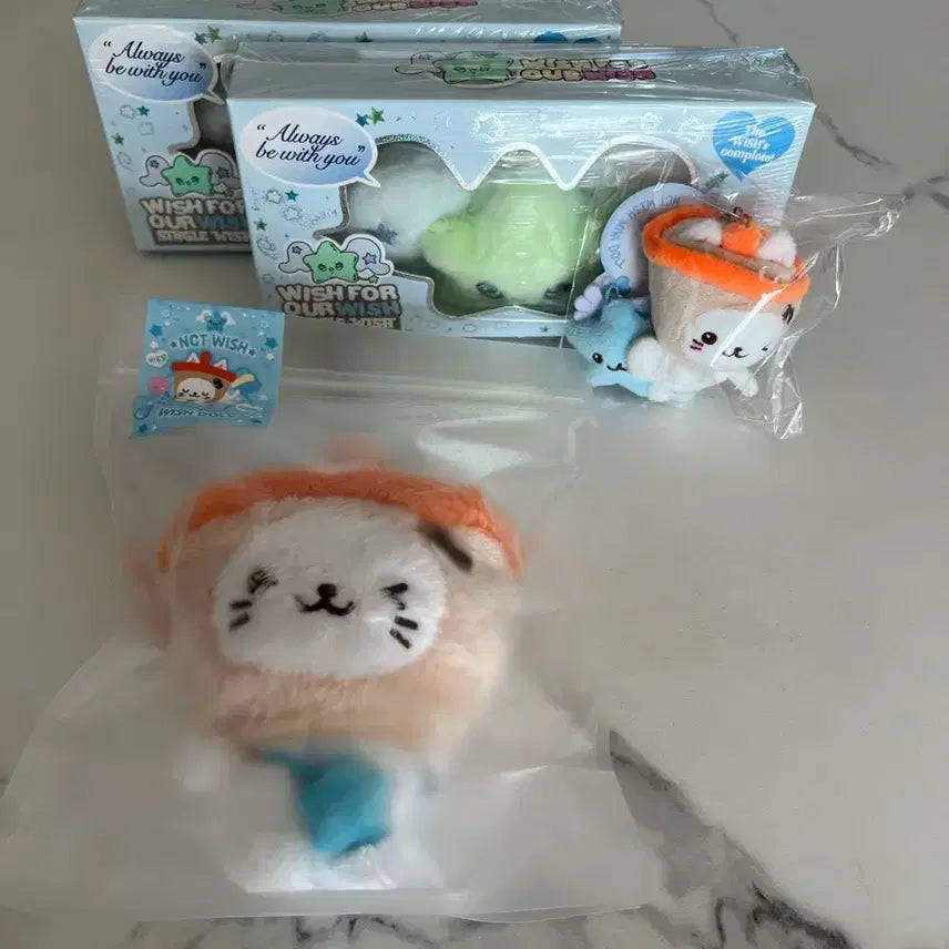 [BUNJANG] Yushi Bubble Cat Mini Fanlight Keychain (Sealed) / 유우시 버블냥 미니 팬라이트 키링 (미개봉)