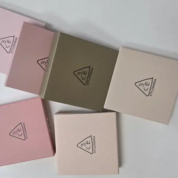 [BUNJANG] 3CE Multi Eye Color Palette / (미개봉,새상품)쓰리씨이 멀티 아이 컬러 팔레트