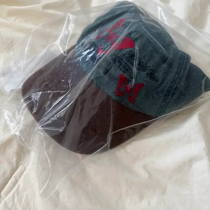[BUNJANG] Whee In BEYOND: ENCORE Official Goods Ball Cap / 휘인 BEYOND : ENCORE OFFICIAL MD 볼캡