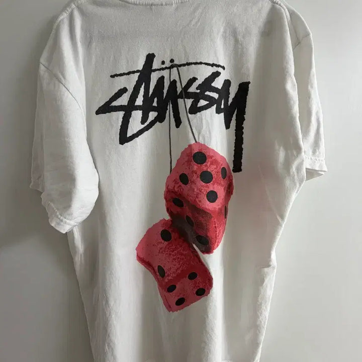 [BUNJANG] Stüssy Fuzzy Dice T-Shirt White L / 스투시 퍼지 다이스 L사이즈