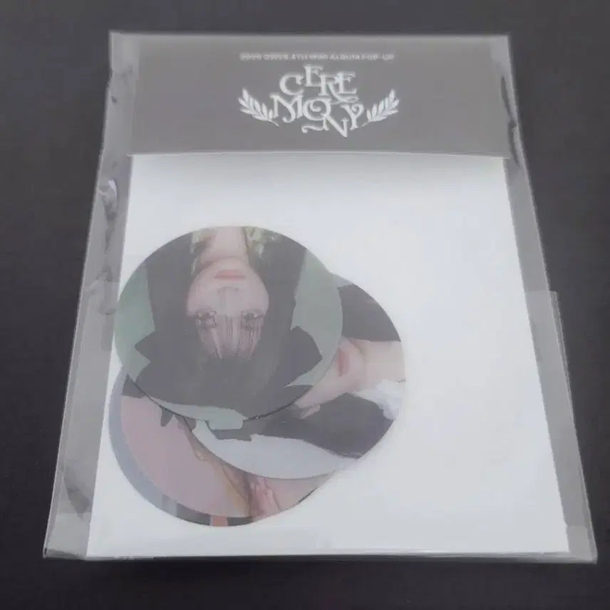 [BUNJANG] QWER Ceremony Pop-Up Accessory Set / QWER 세레모니 팝업 악세서리 세트