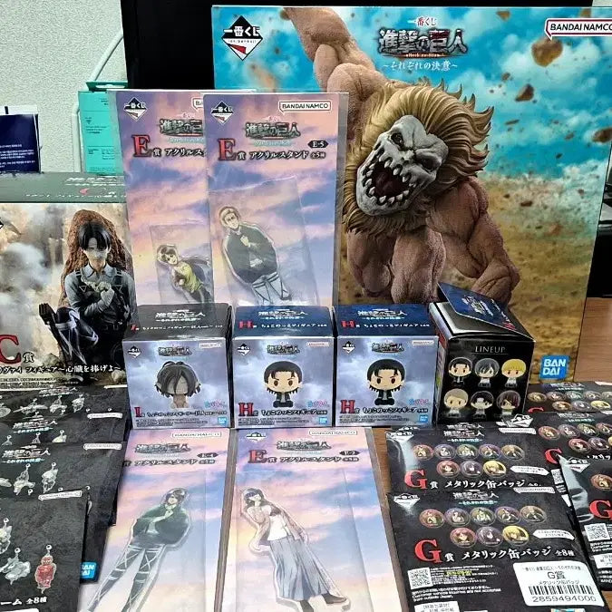 [BUNJANG] Attack on Titan Ichiban Kuji Prize B, C Figure Set / 진격의 거인 제일복권 B,C상 팝니다(가격 인하)