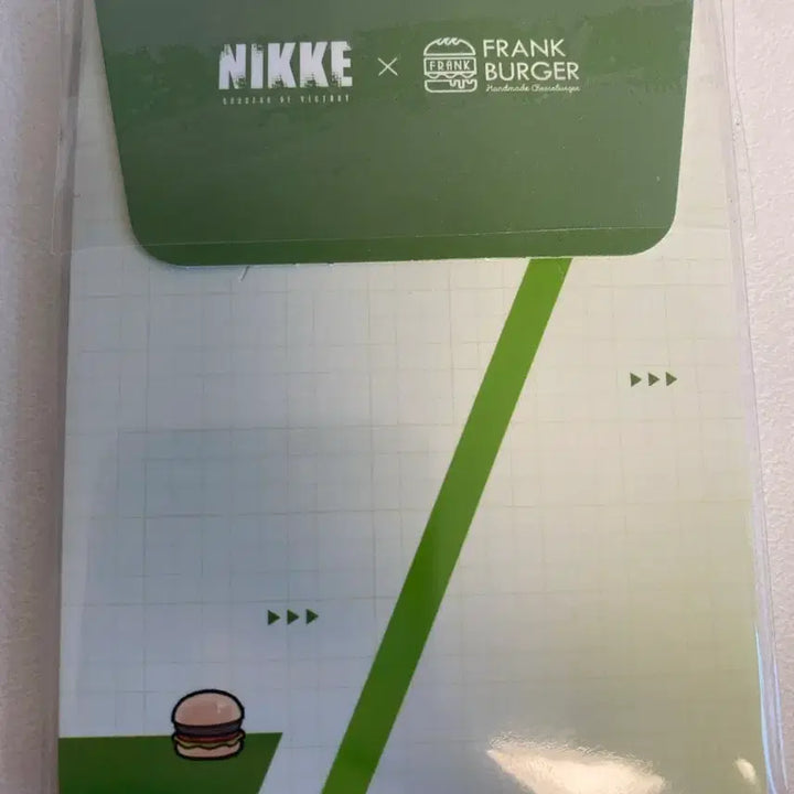 [BUNJANG] Niki x Frank Burger Photocard / 니케 X 프랭크버거 포토카드