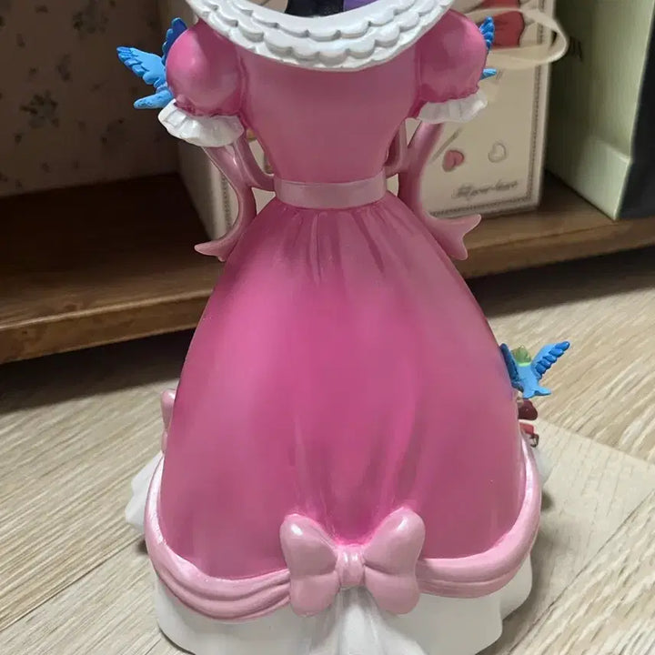 [BUNJANG] Cinderella Torso Figure Glass Slipper Ornament / 신데렐라 토르소 피규어 유리구두 오너먼트