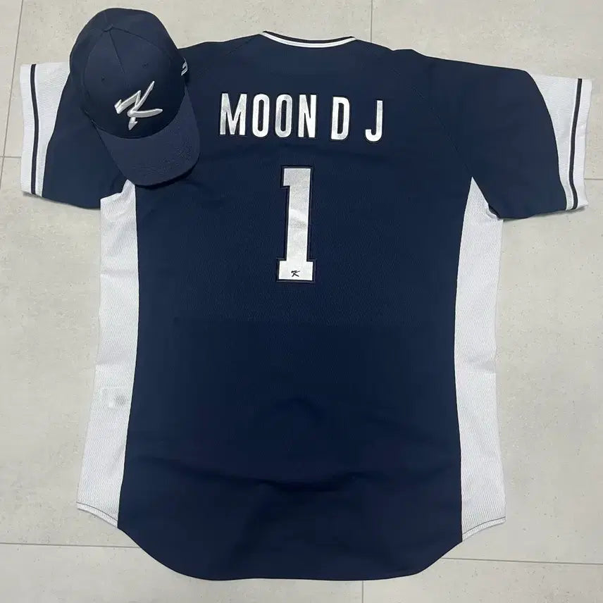 [BUNJANG] Team Korea Baseball Uniform (Moon Dong-ju) and Cap Set / 국가대표 야구 유니폼(문동주) 및 모자 세트