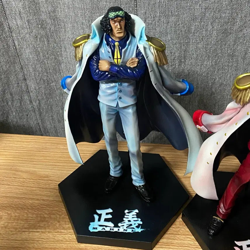 [BUNJANG] Repainted Banpresto One Piece Marine Admirals Figures (Akainu, Kizaru, Aokiji) / [리페인트] 원피스 해군 삼대장 반프 피규어(아카이누,키자루,아오키지)